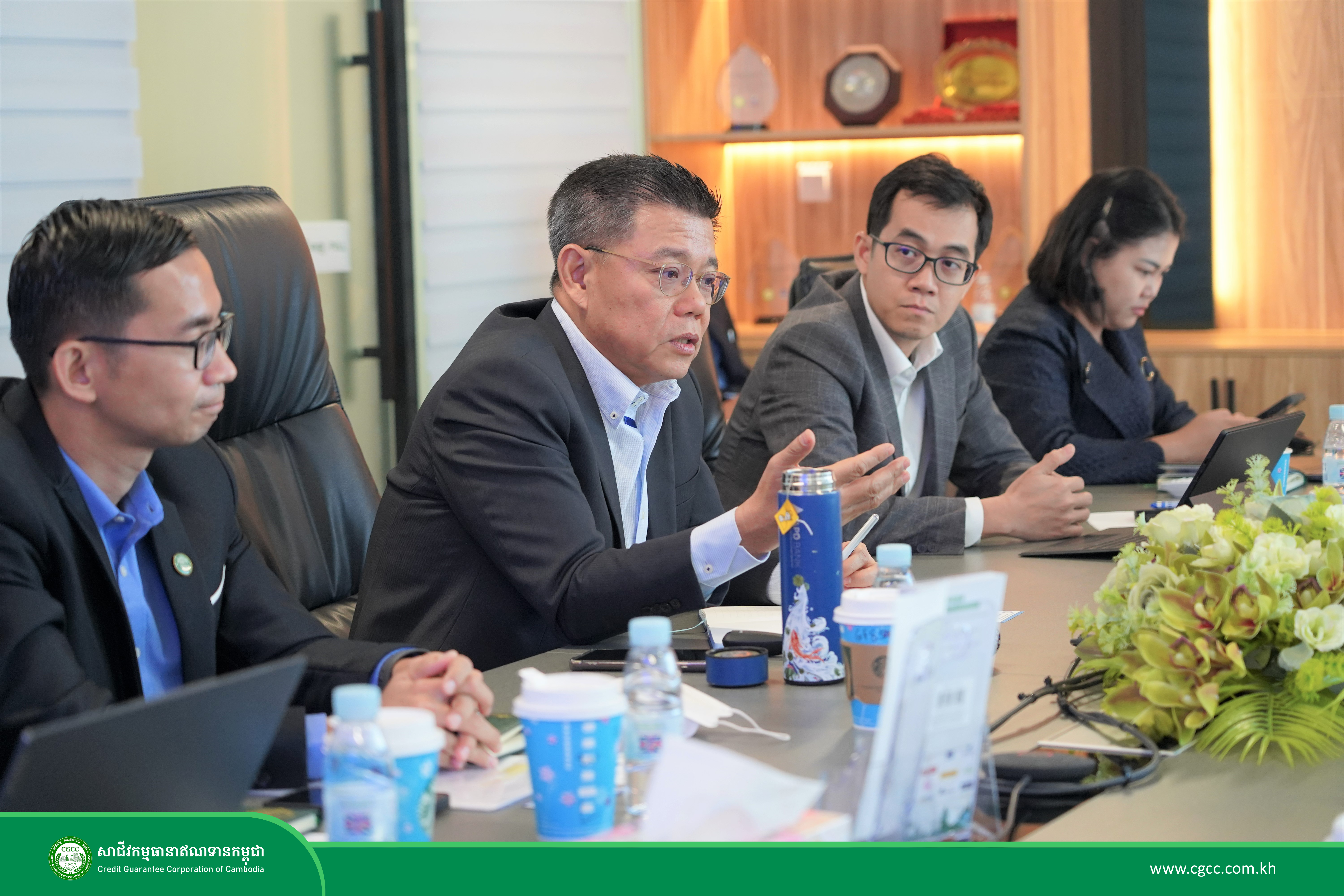 The Delegation of The Ministry of Industry and Commerce of Laos to Study Visit to Understand CGCC’s Credit Guarantee
